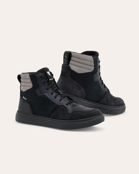 Rev'it! Scarpe Krait GTX Sneaker sportive in GORE-TEX che combinano stile casual e prestazioni elevate.