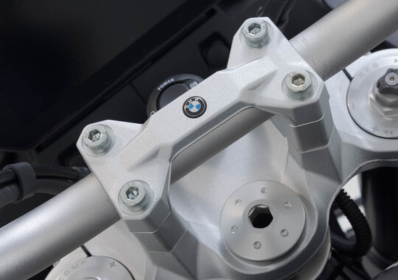 Riser manubrio A=30 mm. Argento. BMW F 850 GS/Adv, F 900 GS.