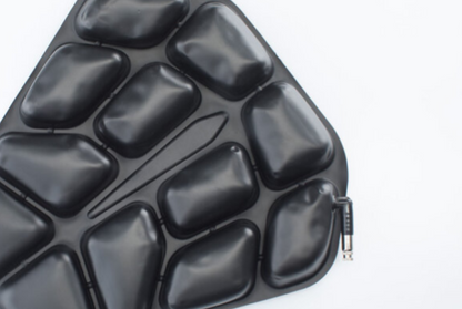 Cuscino comfort TRAVELLER PILLION Nero. 22 x 30 cm. Con imbott. ad aria in poliur.