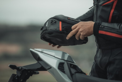 Borsa posteriore PRO Roadpack 1680D Nylon balistico. Nero/Antracite. 8-14 l.