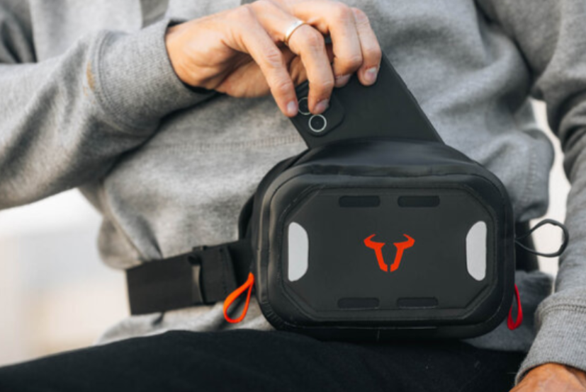 Belt WP Nero. Impermeabile.