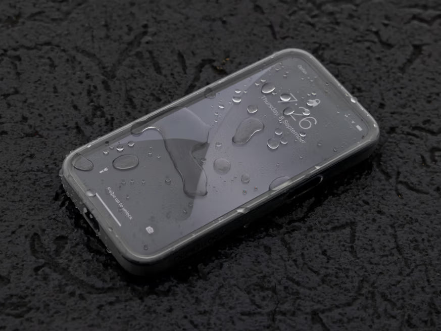 Quad Lock MAG Poncho - iPhone 14 Pro